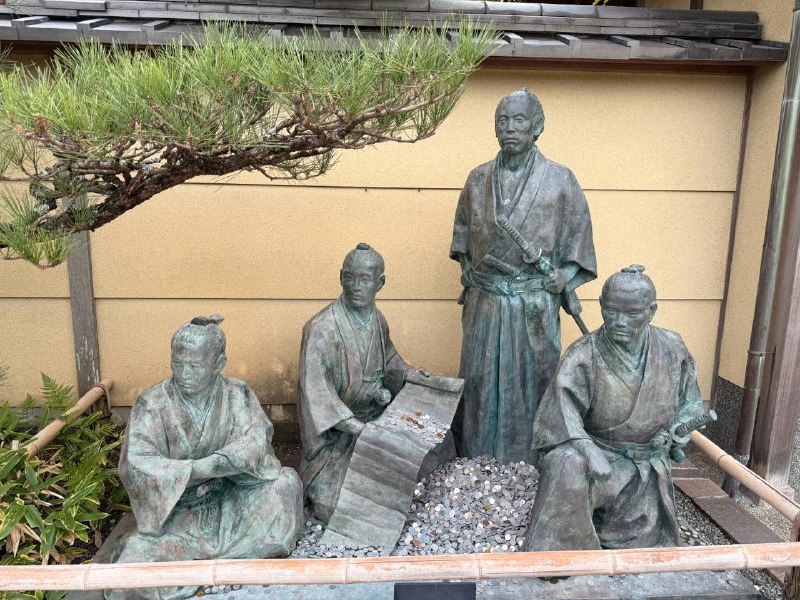 D5 岚山苔藓 - 竹林最最开始这是想坐深夜巴士到东京的，但最后还是不折腾了，来了龟冈这边的酒店住一晚